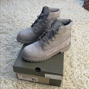 ❗️SOLD❗️Women’s Timberland Boot